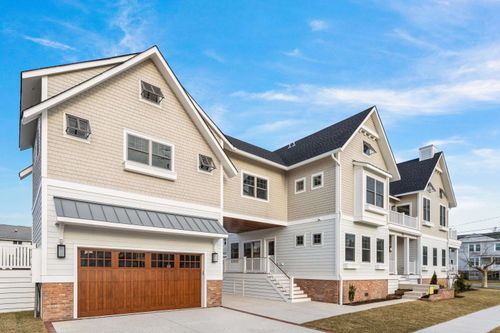 1712 Central Ave, North Wildwood, NJ, 08260-5637 | Card Image