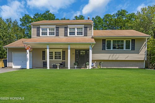 11 Browning Pl, Manalapan, NJ, 07726-3701 | Card Image