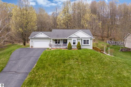 1382 Elk Run, Traverse City, MI, 49696 | Card Image