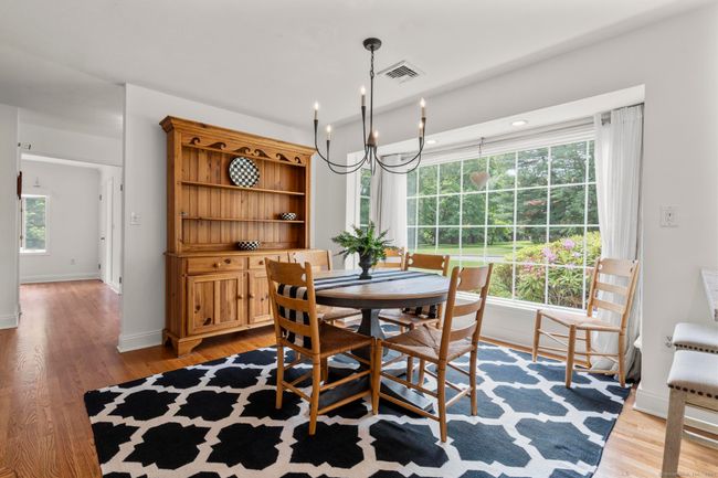 22 Douglas Dr, House other with 4 bedrooms, 3 bathrooms and null parking in Norwalk CT | Image 8