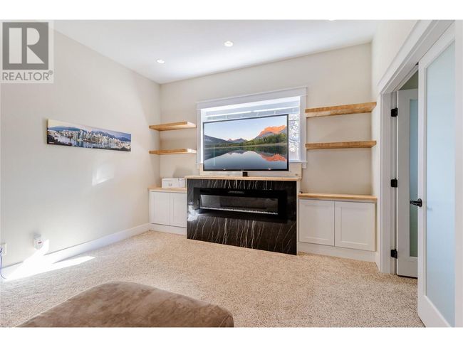 11885 Middleton Rd, House other with 5 bedrooms, 4 bathrooms and 3 parking in Lake Country BC | Image 32