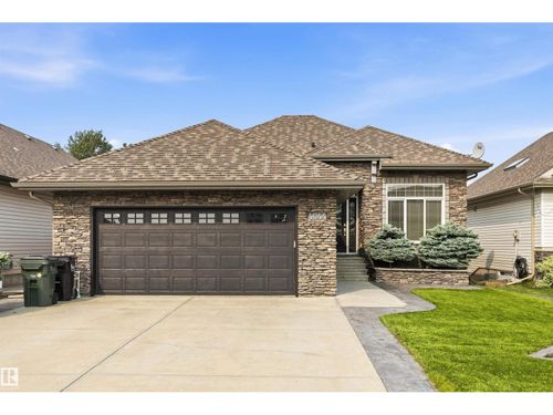 4044 Crowsnest Cres, Sherwood Park, AB, T8H0G9 | Card Image
