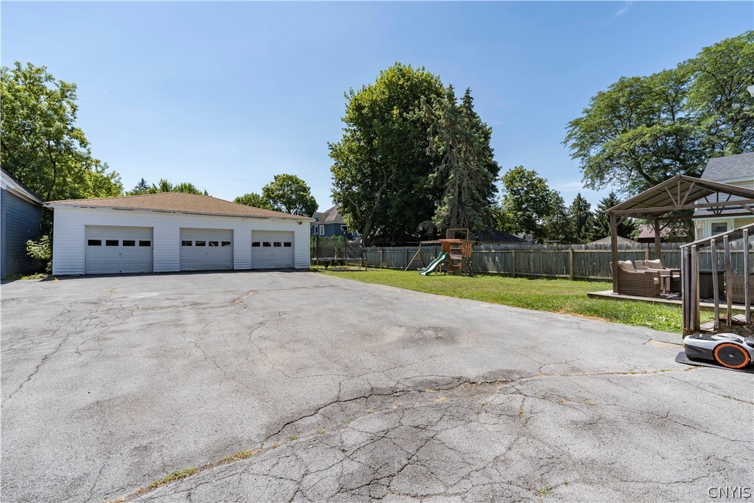 Residential in Watertown City