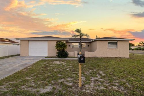 7204 Westcott Dr, PORT RICHEY, FL, 34668-3956 | Card Image