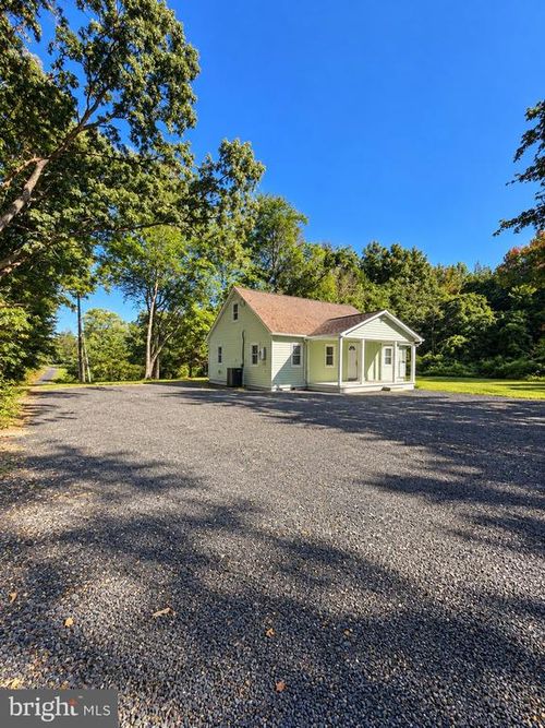 16905 Eagle Harbor Rd, AQUASCO, MD, 20608-9563 | Card Image