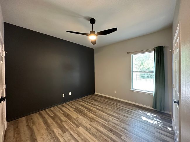 901 Se 10 Th St, Home with 3 bedrooms, 2 bathrooms and null parking in Grand Prairie TX | Image 20