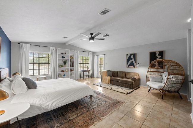 Giant bonus room used as bedroom, recreation, office, airbnb, etc. | Image 14