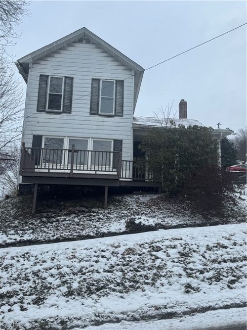 147 Main St, Petrolia, PA, 16050-3017 | Card Image