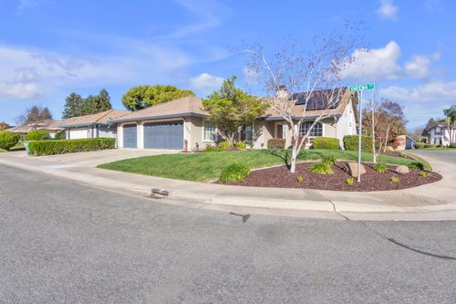 1558 Sheena Ct, Yuba City, CA, 95993-8280 | Card Image