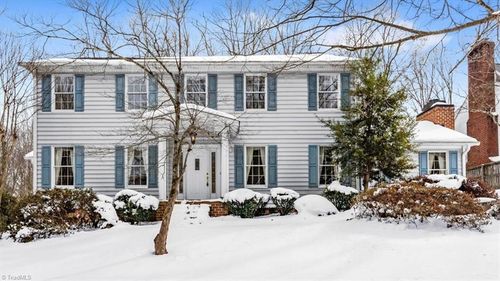 1616 Heathcliff Rd, High Point, NC, 27262-7455 | Card Image