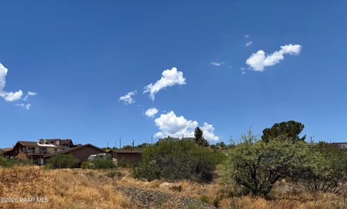 20483 E Fremont Dr, Mayer, AZ, 86333-2555 | Card Image