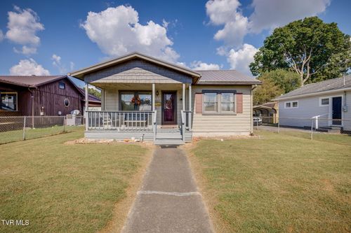 1636 Redwood Dr, Kingsport, TN, 37664-3127 | Card Image