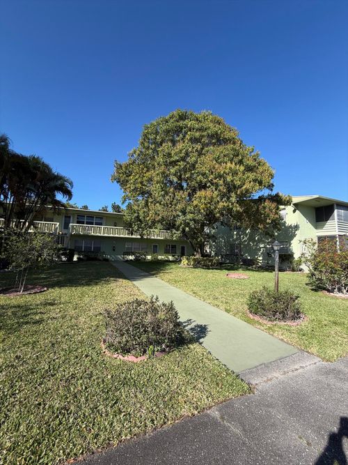 64 Norwich C, West Palm Beach, FL, 33417-7938 | Card Image