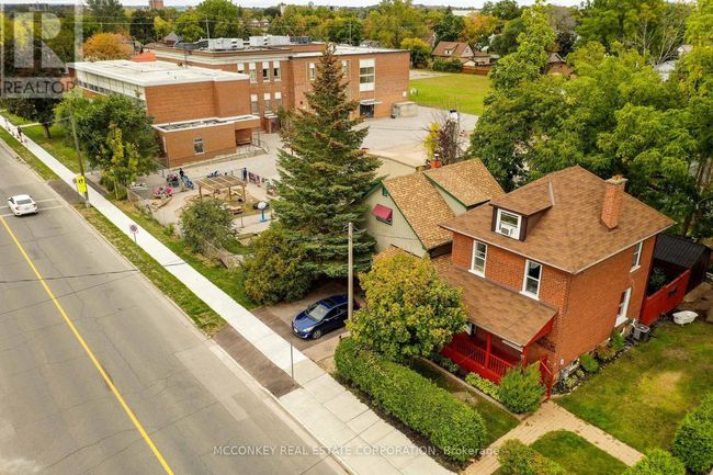 730 Park St S, House other with 3 bedrooms, 2 bathrooms and 2 parking in Peterborough ON | Image 25