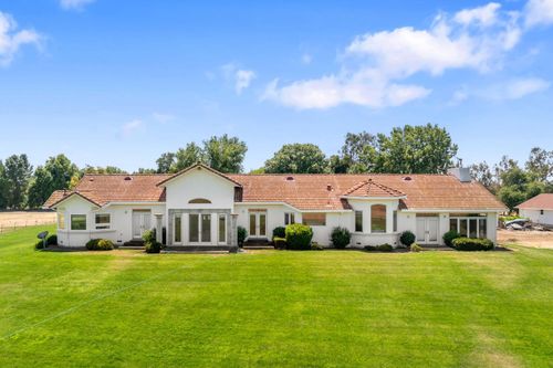 11255 Green Rd, Wilton, CA, 95693-9768 | Card Image