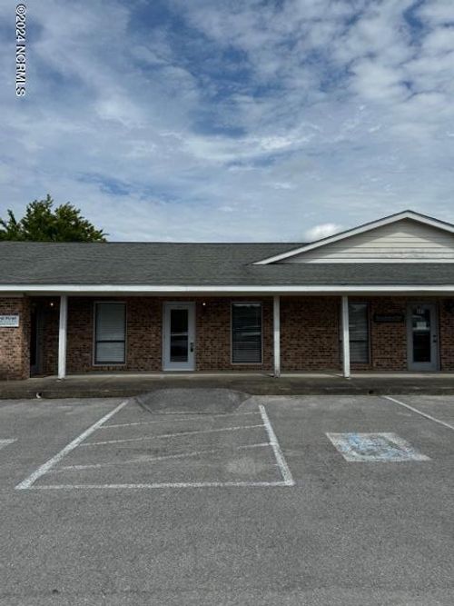 ste-304-1703 Country Club Rd, Jacksonville, NC, 28546-6006 | Card Image