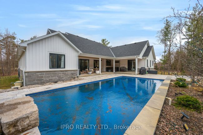 1 Gallagher Cres, House other with 6 bedrooms, 4 bathrooms and 10 parking in Midhurst ON | Image 40