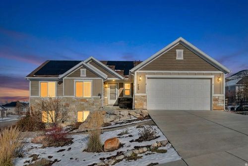 480 N 729 E, Hyde Park, UT, 84318 | Card Image