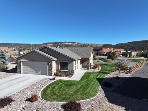 335 Se Cobblestone Court, Cedaredge, CO, 81413 | Card Image