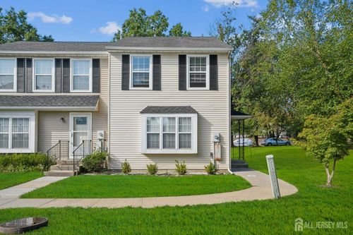 31 Byrnes Ln E, Sayreville, NJ, 08872-2213 | Card Image