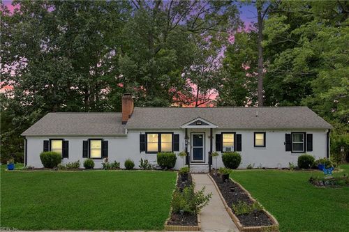 201 Shannon Dr, Newport News, VA, 23608-3340 | Card Image