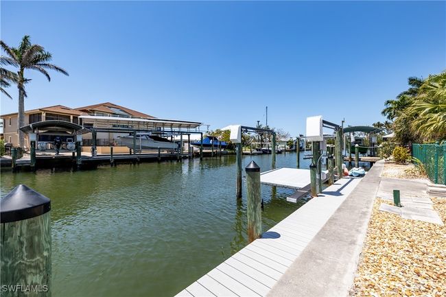 3797 Emerald Ave, House other with 2 bedrooms, 2 bathrooms and null parking in ST. JAMES CITY FL | Image 5