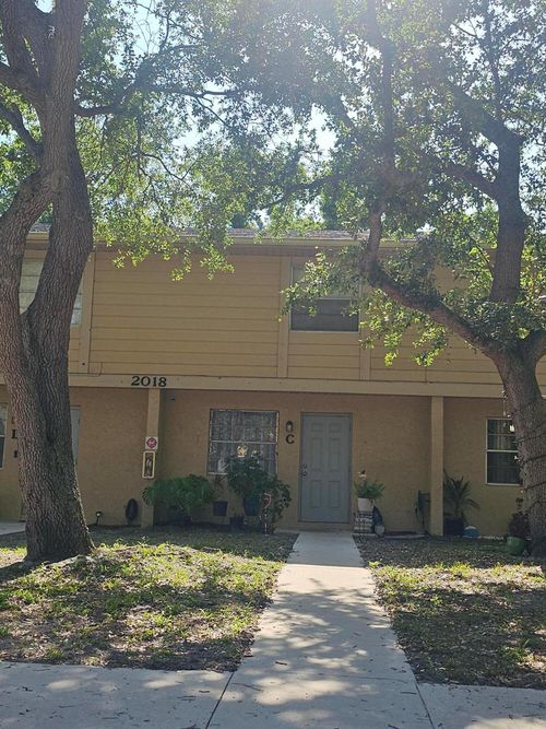 c-2018 S 10th Street Street, Fort Pierce, FL, 34950 | Card Image