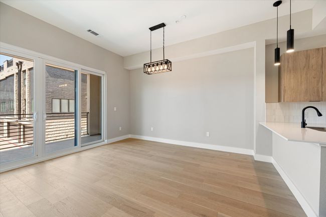 APT-403 - 4060 Spring Valley Rd, Townhouse with 3 bedrooms, 3 bathrooms and null parking in Farmers Branch TX | Image 6