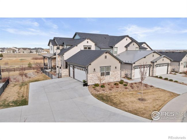 Three Car Garage | Image 28