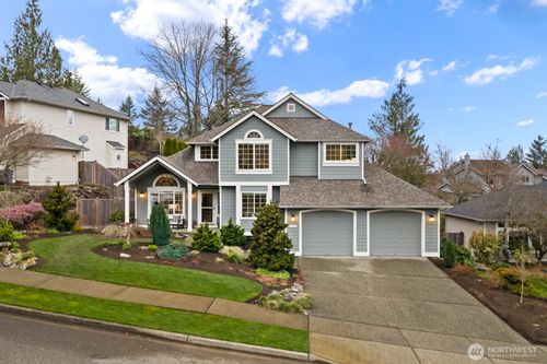 1100 Forster Blvd Sw, North Bend, WA, 98045-7937 | Card Image