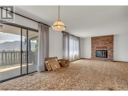 426 Balsam Ave, Penticton, BC, V2A7V1 | Card Image