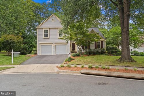 6414 Bromfield Trce, CENTREVILLE, VA, 20120-3902 | Card Image
