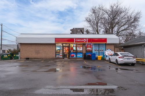 451 Division St, Kingston, ON, K7K4A8 | Card Image