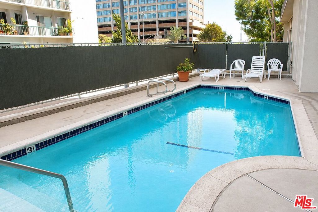 Residential Lease in Los Angeles 5