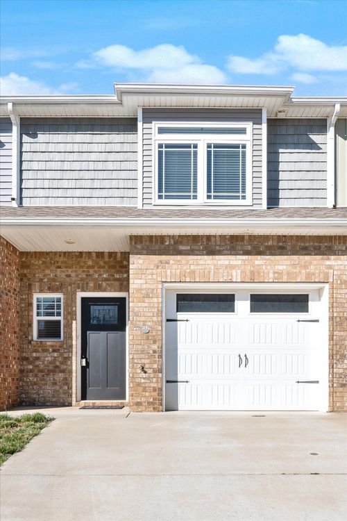314 Fallow Cir, Clarksville, TN, 37040-2057 | Card Image