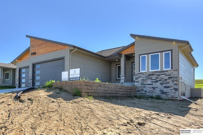 11106 N 161 St St, House other with 5 bedrooms, 3 bathrooms and 3 parking in Bennington NE | Image 62