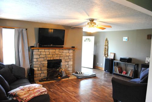 10846 Ky Highway 1247, Waynesburg, KY, 40489-8998 | Card Image