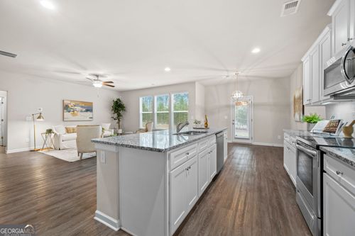 243 Presidents Way, Forsyth, GA, 31029-7370 | Card Image