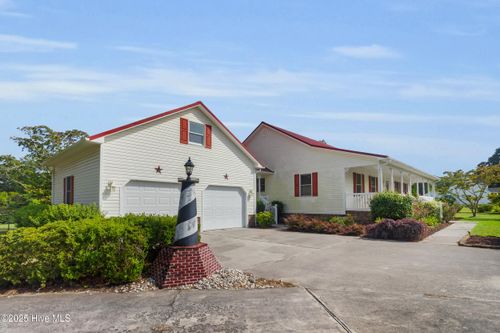 497 Hardison Dr, Minnesott Beach, NC, 28510-9667 | Card Image