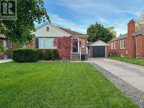 866 Belleperche Pl, Windsor, ON, N8S3C1 | Card Image