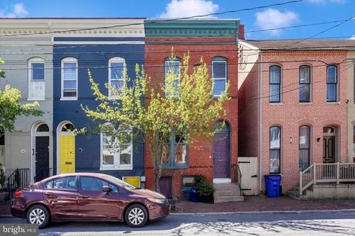 20 E 4th St, FREDERICK, MD, 21701-5257 | Card Image
