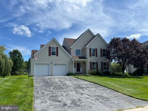 611 Quill Ct, OXFORD, PA, 19363-1829 | Card Image