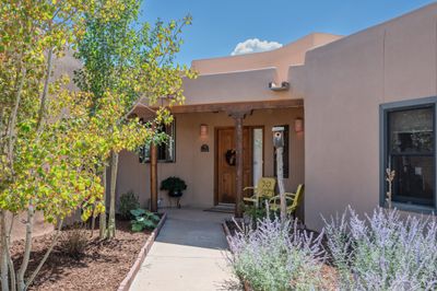 22 Caliente Road, House other with 3 bedrooms, 2 bathrooms and 4 parking in Santa Fe NM | Image 3