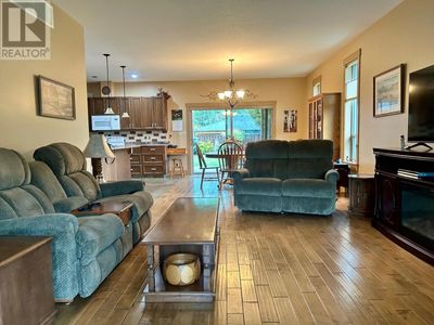 4764 Spruce Cres, House other with 2 bedrooms, 2 bathrooms and null parking in Barriere BC | Image 2