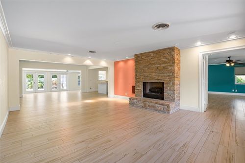 500 Gardenia Ln, Vero Beach, FL, 32963-1813 | Card Image