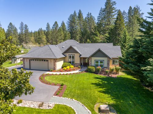 449 S Espey Rd, Grants Pass, OR, 97527-7711 | Card Image