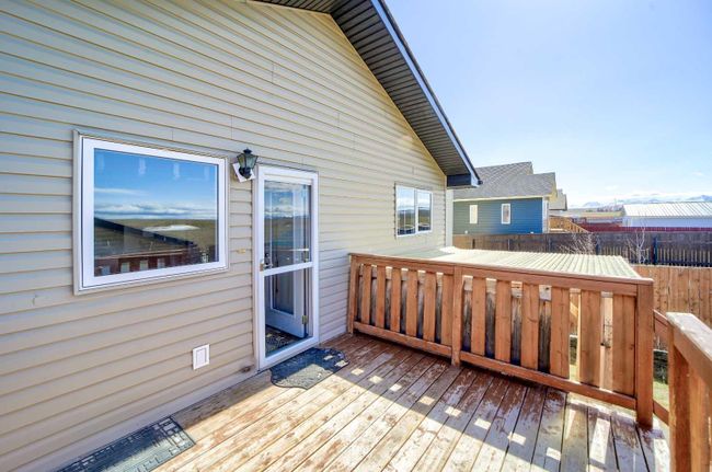 1026 Livingston Way, Home with 4 bedrooms, 2 bathrooms and 2 parking in Pincher Creek AB | Image 27
