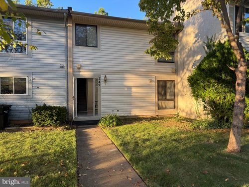 349 Reneau Way, HERNDON, VA, 20170-4526 | Card Image