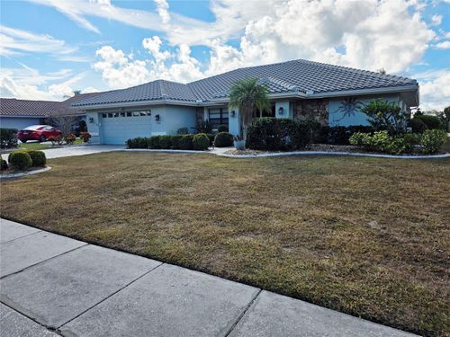 1924 New Bedford Dr, SUN CITY CENTER, FL, 33573-6125 | Card Image