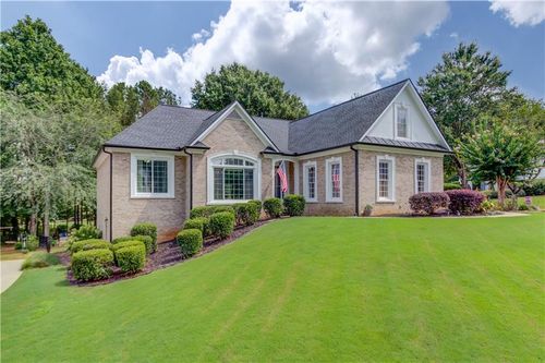 880 Providence Club Dr, Monroe, GA, 30656-6217 | Card Image
